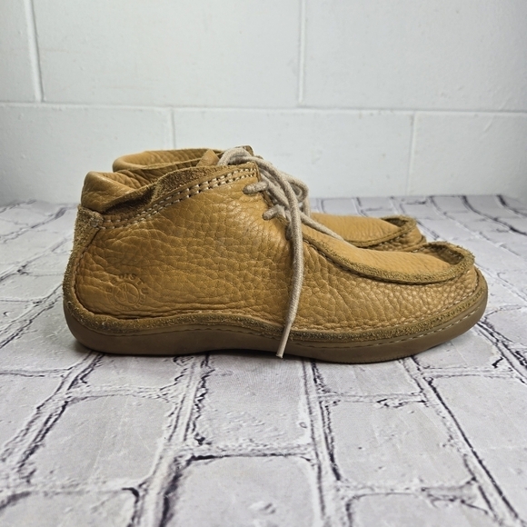 Bed Stu tan yellow pebbled leather moccasin chukka ankle boots main image 10